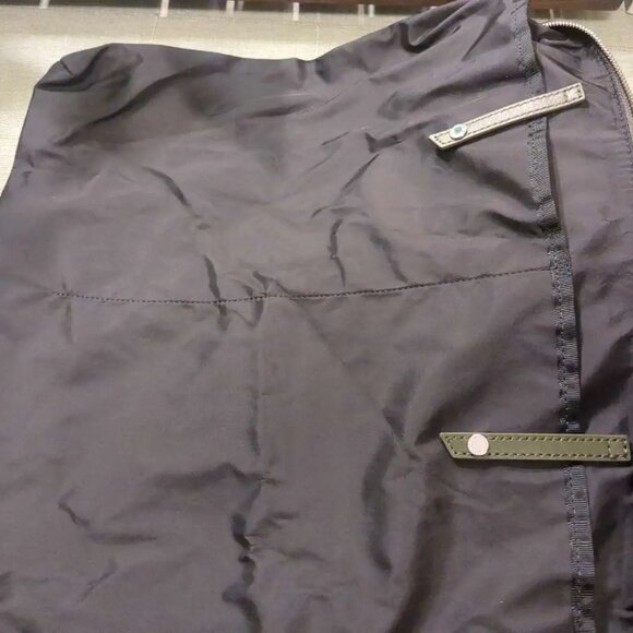 WANT Les Essentiels O'Hare Italian Nylon Unisex Handbag - Khaki - Picture 5 of 11